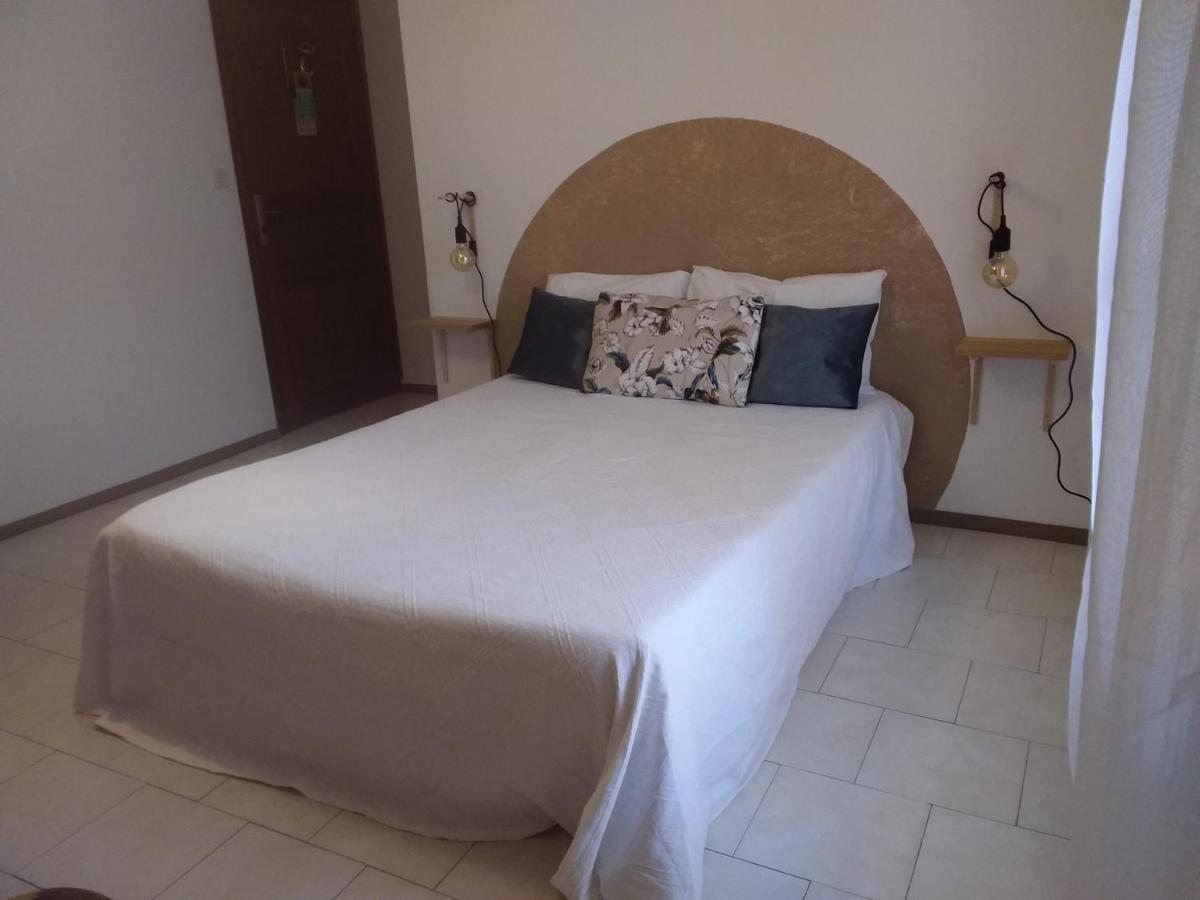 Les Chambres De Colema Pino Bagian luar foto